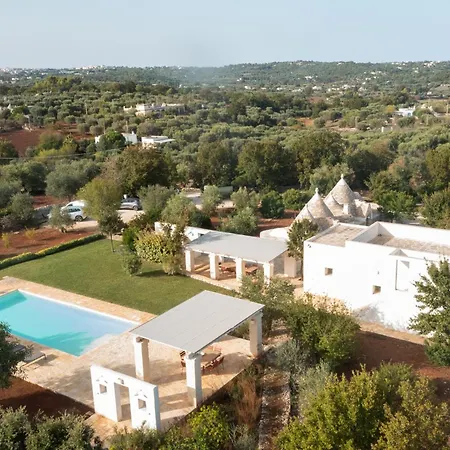 Вилла Trullo Murano Остуни